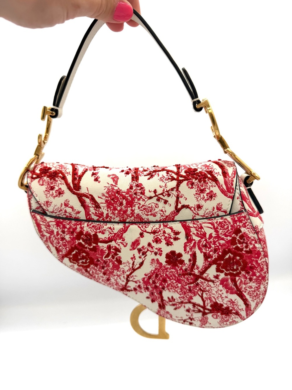 Dior Limited Edition Red and White Rose Beaded Embroidered Saddle Shoulder Bag - Picture 2 of 14